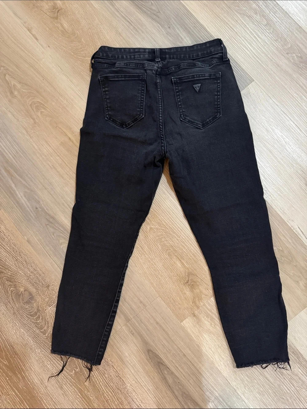 GUESS Black Cropped Jeans with Pink & Cream Floral Embroidery - Picture 3 of 3